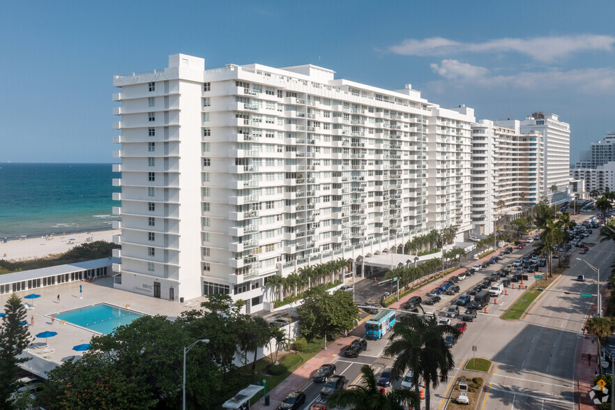 5601 Collins Ave, Miami Beach, FL à vendre - Photo principale - Image 1 de 1