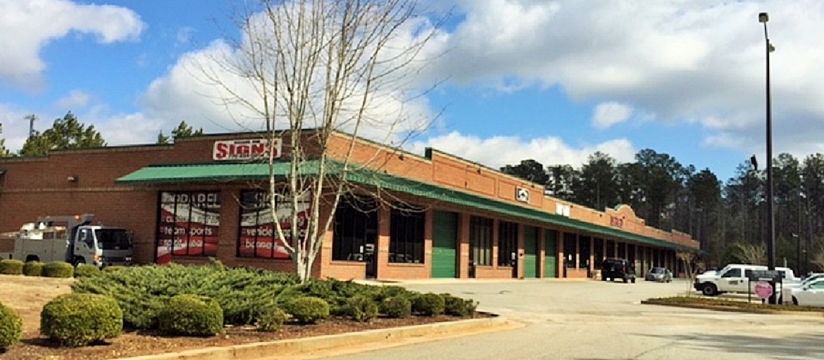 195 Raymond Hill Rd, Newnan, GA for lease Building Photo- Image 1 of 3