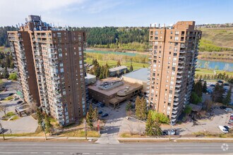 110 Point Mckay Cres NW, Calgary, AB - AERIAL  map view - Image1
