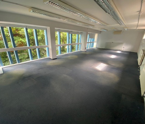 Orchard Ln, Huntingdon for sale Interior Photo- Image 1 of 6