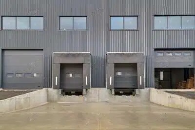 Industriel dans SAINT-OUEN-L'AUMONE à louer - Photo du bâtiment - Image 2 de 10