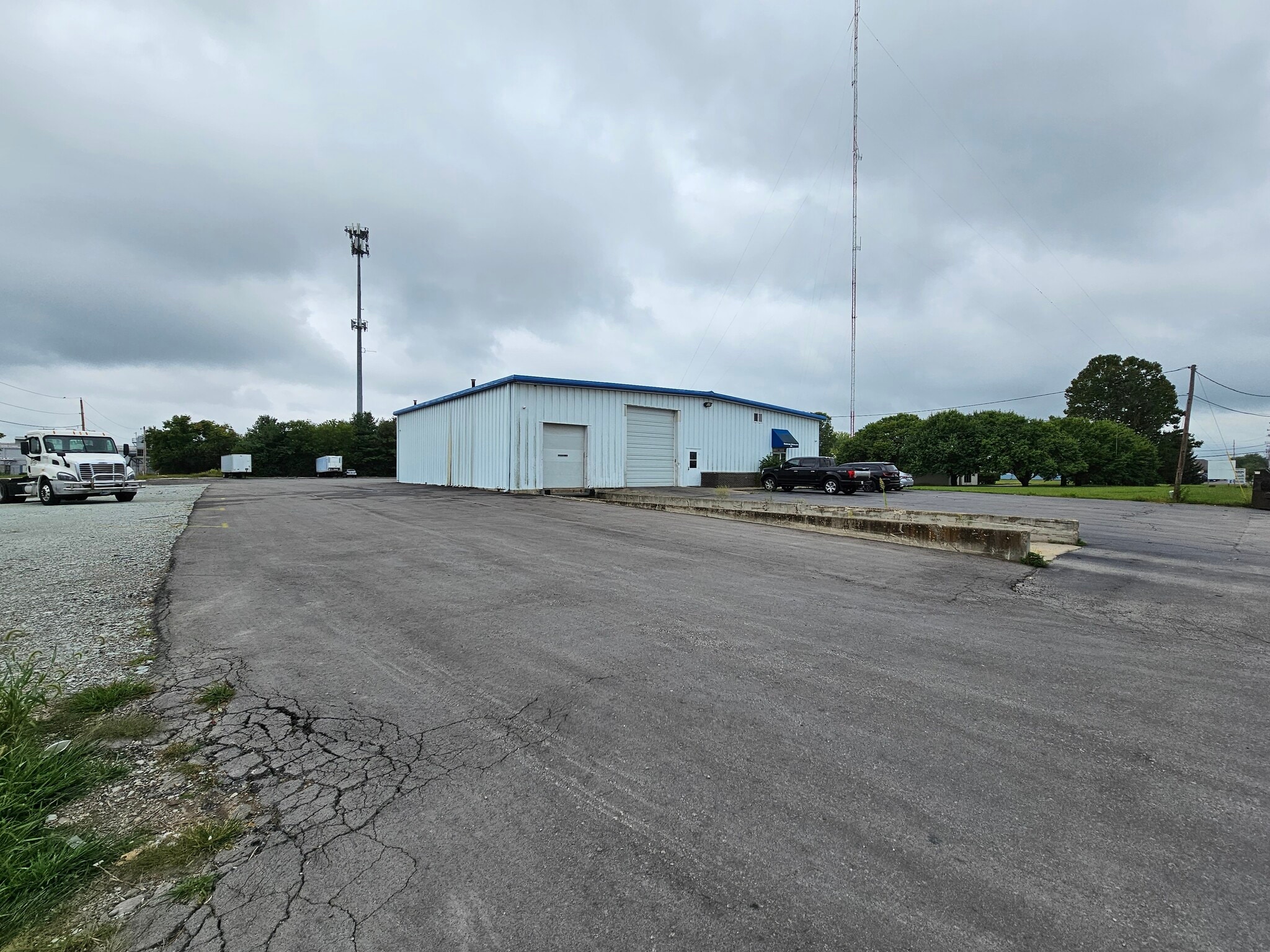 695 Industrial Dr, Franklin, IN for lease Primary Photo- Image 1 of 18