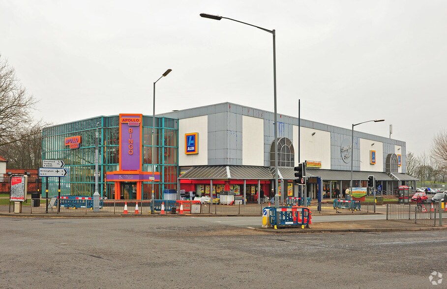 Stechford Ln, Birmingham à louer - Photo du bâtiment - Image 3 de 4