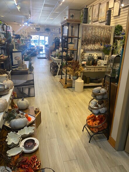 320 W 3rd St, Red Wing, MN for sale - Building Photo - Image 2 of 6