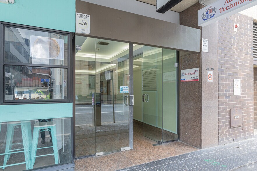235-237 Church St, Parramatta à louer - Photo du bâtiment - Image 3 de 3