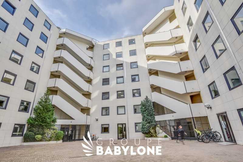 Bureau dans Montreuil à louer - Photo du bâtiment - Image 3 de 7