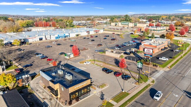 More details for 1501-1567 Broadway St N, Menomonie, WI - Retail for Sale