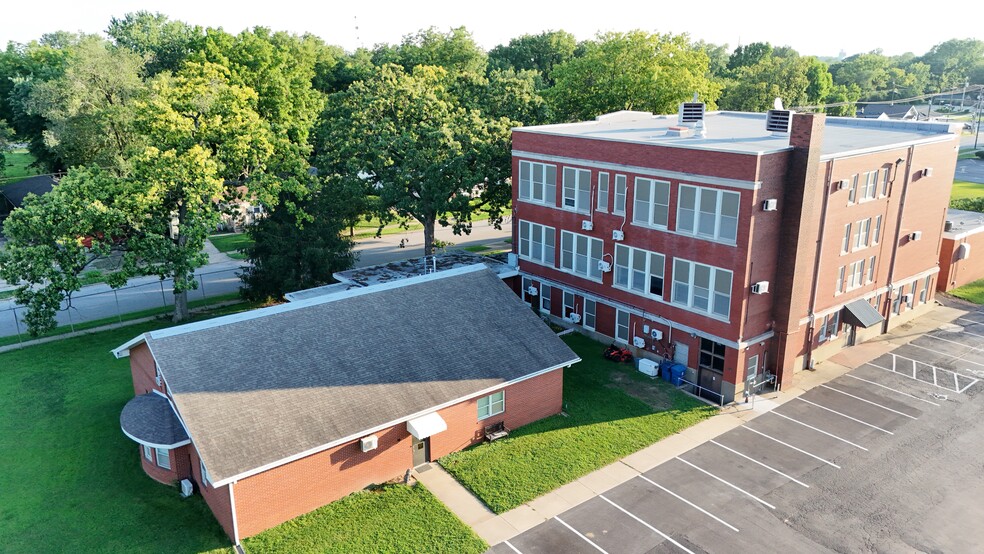 1423 W Atlantic St, Springfield, MO à vendre - Photo du bâtiment - Image 3 de 11