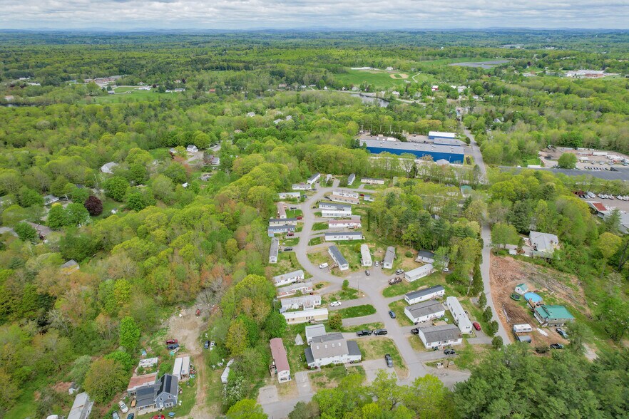 Central Maine Multifamily Portfolio portefeuille de 1 propriétés à vendre sur LoopNet.ca - Photo du bâtiment - Image 3 de 50