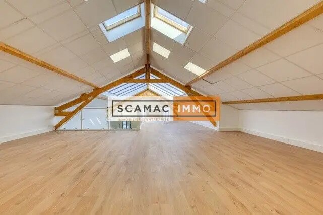 Industrial in Malakoff for sale - Interior Photo - Image 3 of 8