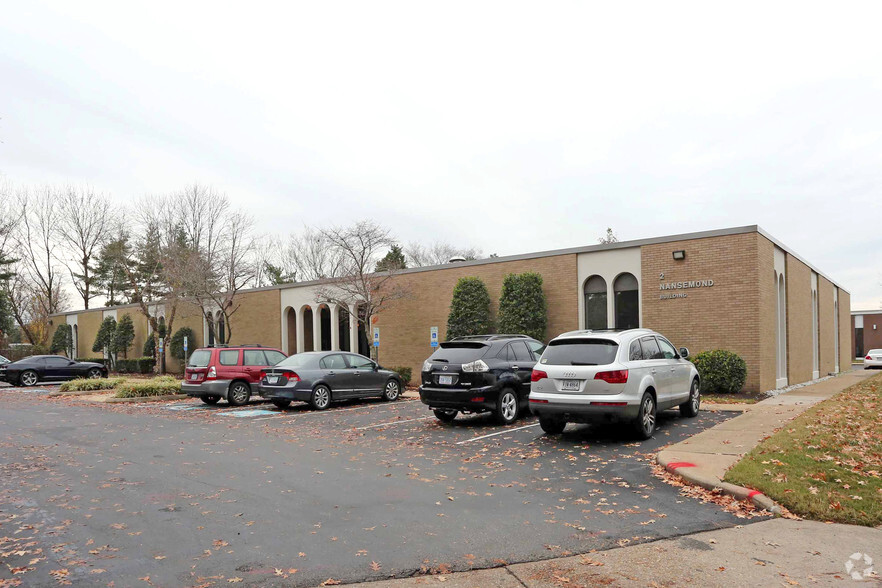 6387 Center Dr, Norfolk, VA for lease - Building Photo - Image 2 of 35