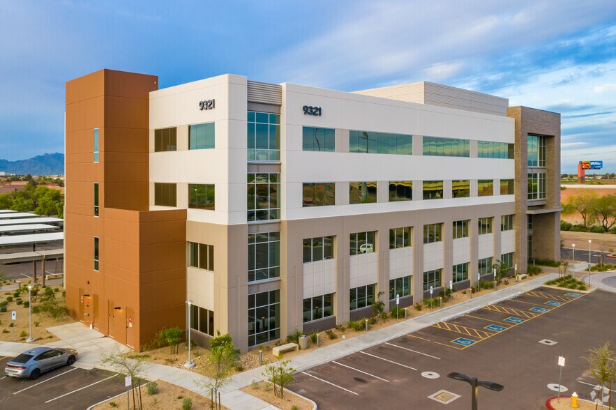 9321 W Thomas Rd, Phoenix, AZ à louer - Photo du bâtiment - Image 1 de 5