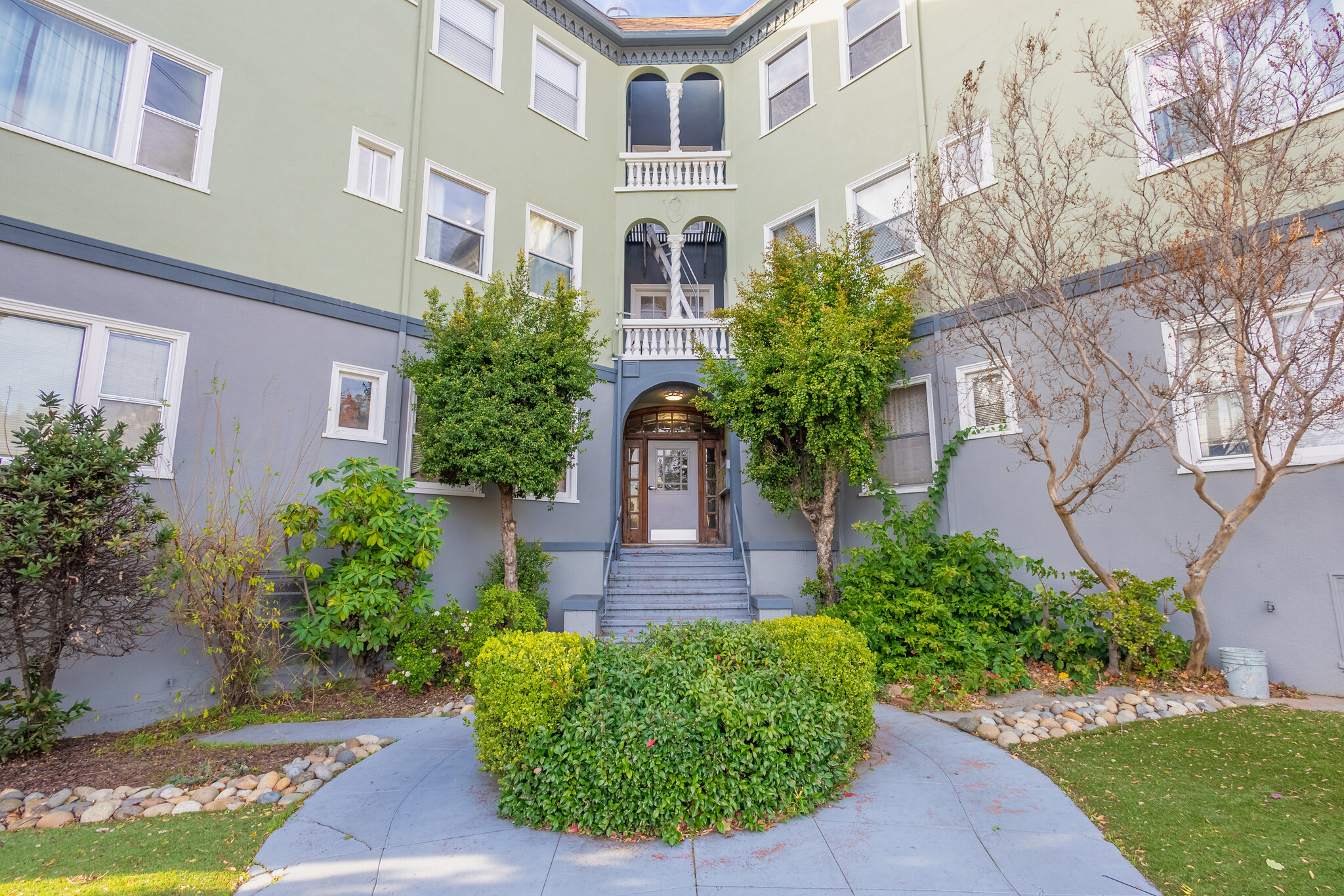 2924 Claremont Ave, Berkeley, CA for sale Building Photo- Image 1 of 26