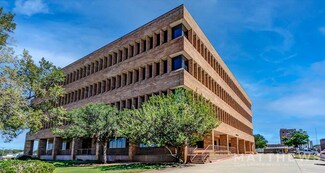 Plus de détails pour 300 W 6th St, Borger, TX - Bureau à louer
