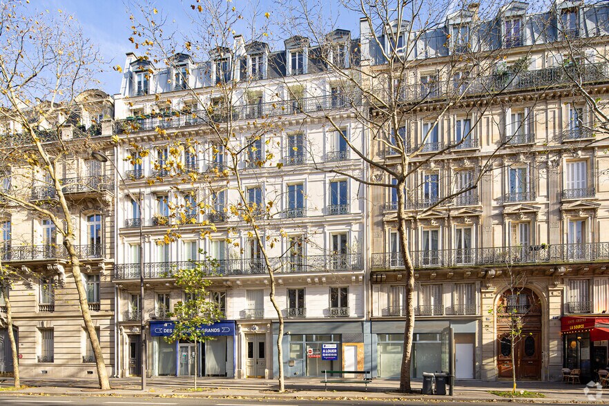 47 Boulevard De La Tour-Maubourg, Paris à louer - Photo du bâtiment - Image 3 de 3
