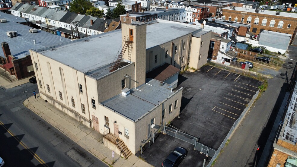 813 N 4th St, Allentown, PA for lease - Building Photo - Image 2 of 58