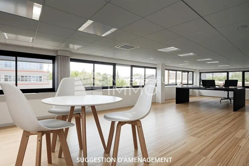 Office in Bourg-la-Reine for lease - Interior Photo - Image 3 of 6