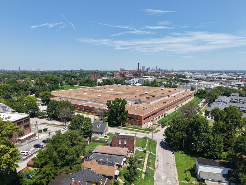 111 Winnebago St, Saint Louis, MO à louer - Photo du bâtiment - Image 1 de 9