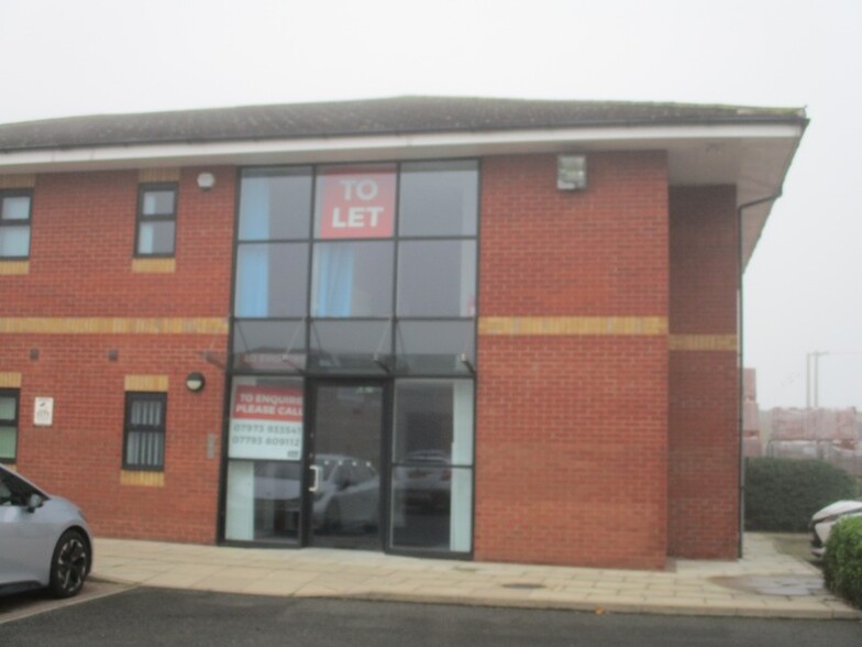 Swanton Clos, Retford for lease - Building Photo - Image 3 of 4