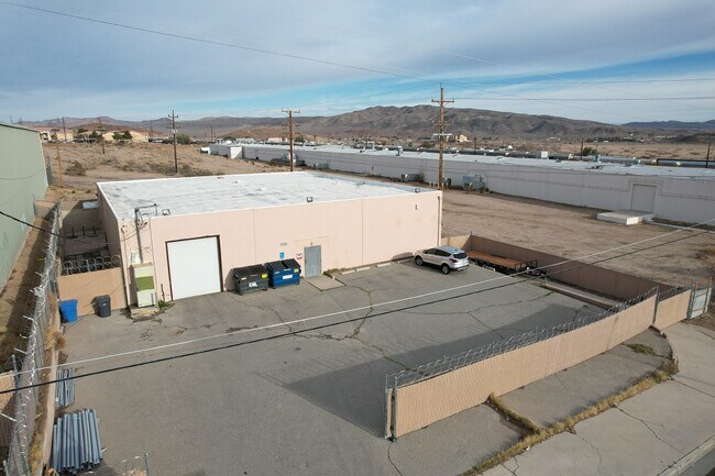 Plus de détails pour 200 Eastgate Rd, Barstow, CA - Industriel à louer