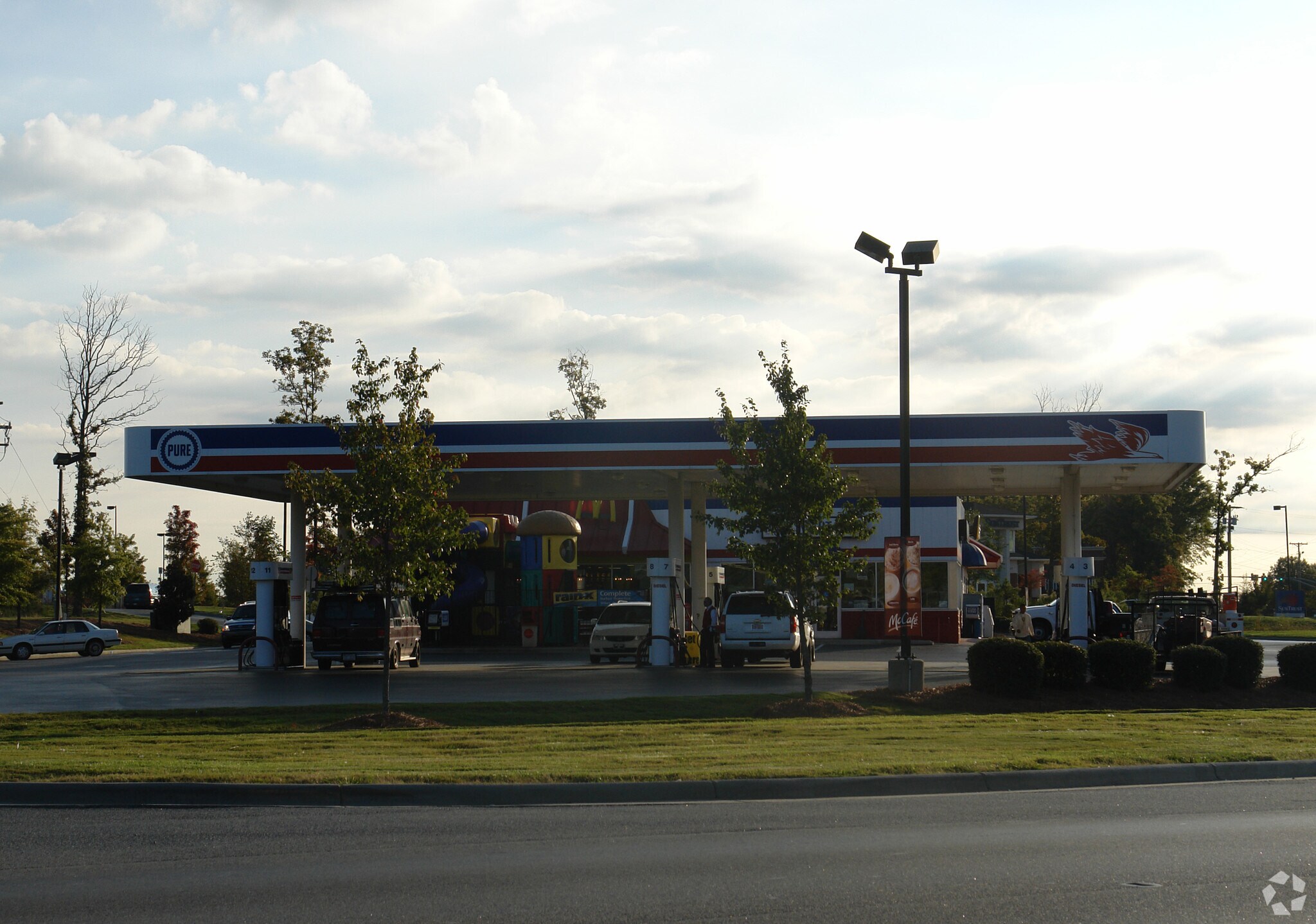 303-305 Unionville Indian Trail Rd, Indian Trail, NC for sale Primary Photo- Image 1 of 3