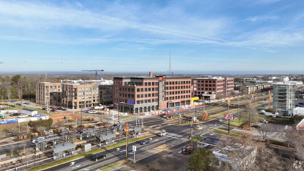3750 South Blvd, Charlotte, NC for lease - Building Photo - Image 2 of 4