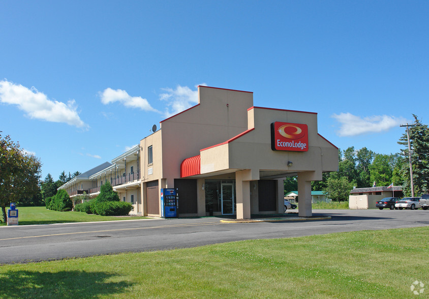 6575 4th Section Rd, Brockport, NY for sale - Primary Photo - Image 1 of 1