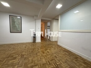 Office in Madrid, Madrid for lease Interior Photo- Image 2 of 8