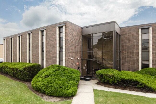 More details for 205 Moonachie Rd, Moonachie, NJ - Industrial for Lease