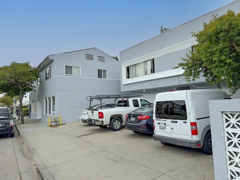 139-141 W Arbor Vitae St, Inglewood, CA à vendre - Photo du bâtiment - Image 3 de 7