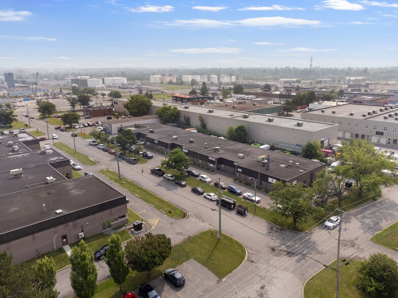 18 Enterprise Ave, Ottawa, ON for lease - Building Photo - Image 2 of 24