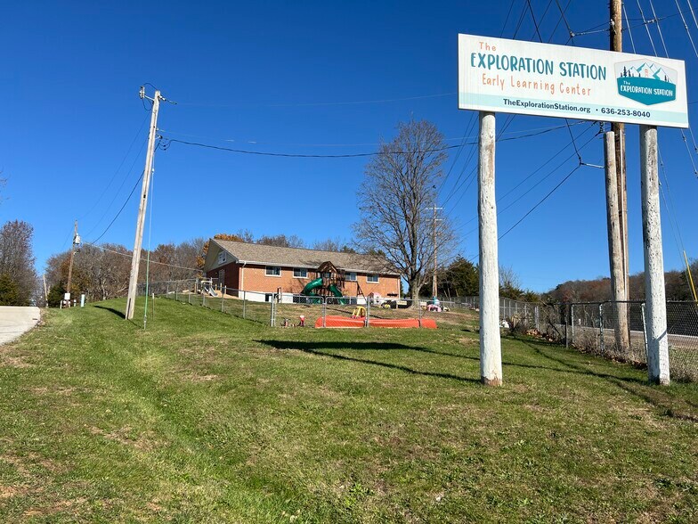 3774 Hess Rd, House Springs, MO à louer - Photo du bâtiment - Image 3 de 11