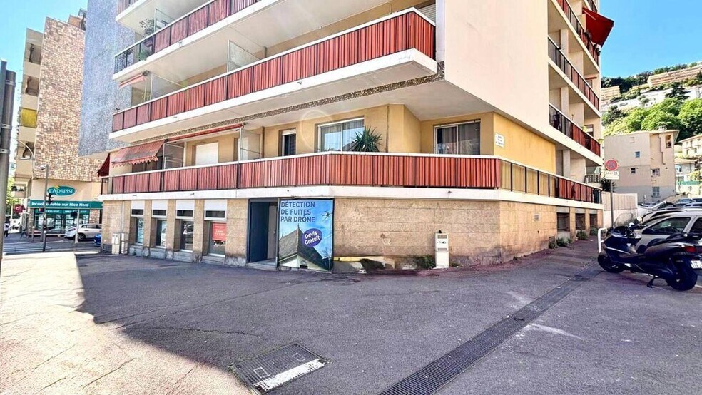 Commerce de détail dans Nice à vendre - Photo du bâtiment - Image 3 de 18