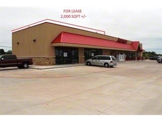 803 Carlos G Parker Blvd NW, Taylor, TX for sale - Primary Photo - Image 1 of 1