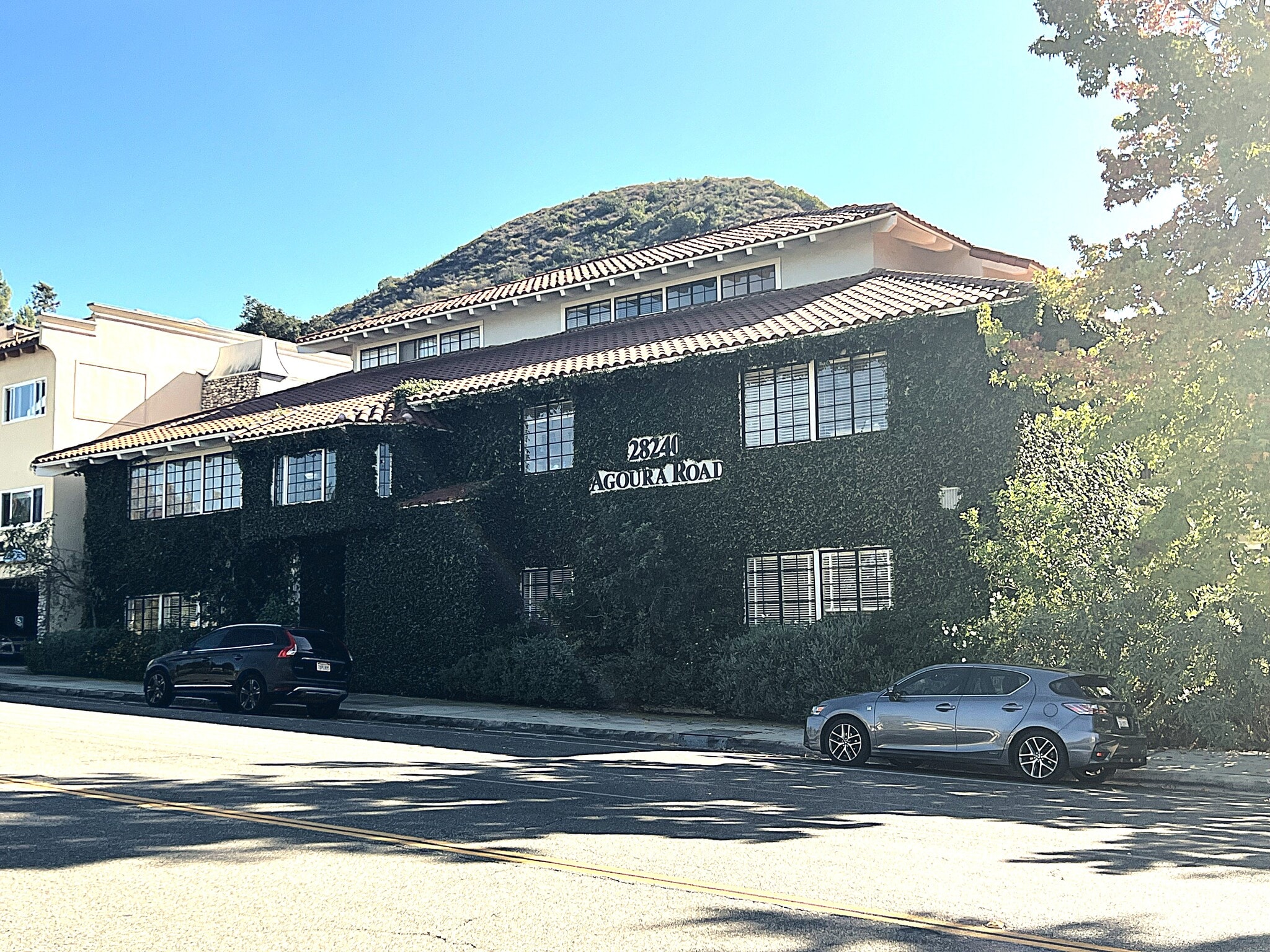28240 Agoura Rd, Agoura Hills, CA for lease Building Photo- Image 1 of 6