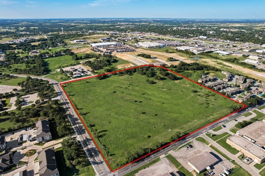 1202 Thompson St, Decatur, TX for sale - Building Photo - Image 3 of 14