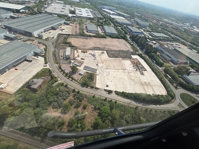 Faraday Ave, Birmingham à louer - Aérien - Image 2 de 5