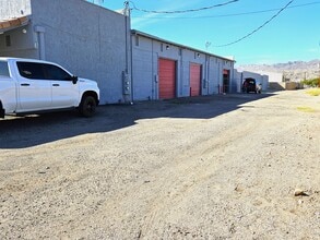2064 Plaza Dr, Bullhead City, AZ for lease Interior Photo- Image 1 of 12