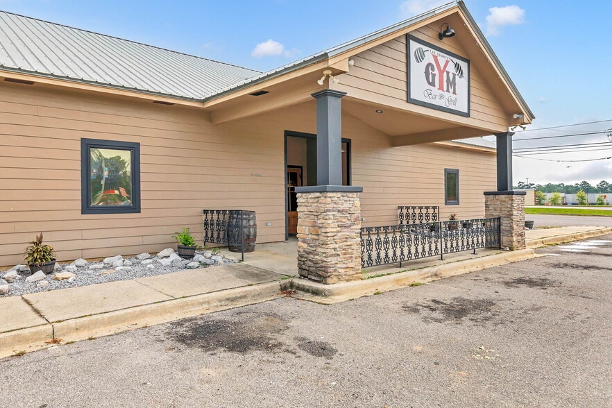 2579 Douglas Ave, Brewton, AL for sale - Building Photo - Image 3 of 65