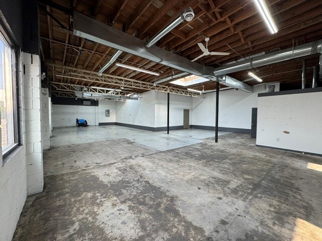 1150 Hilton Rd, Ferndale, MI for lease - Building Photo - Image 2 of 3