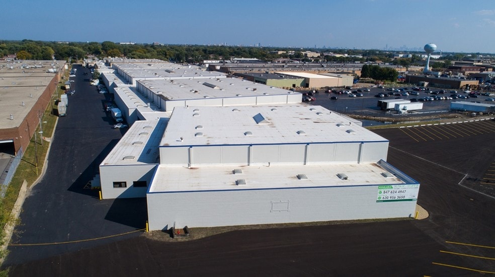 6123-6227 Monroe Ct, Morton Grove, IL for lease - Building Photo - Image 2 of 8