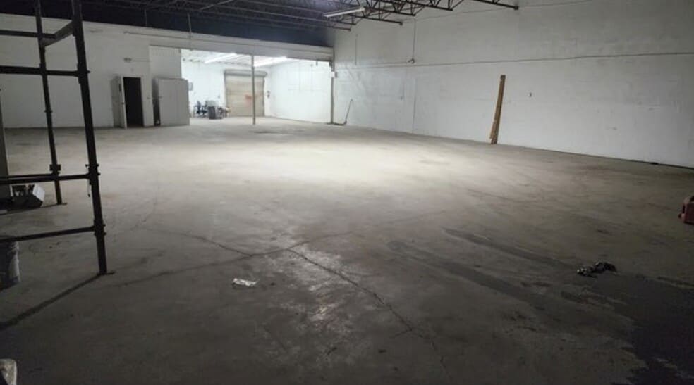 14040 NW 19th Ave, Opa-locka, FL for sale - Building Photo - Image 2 of 11