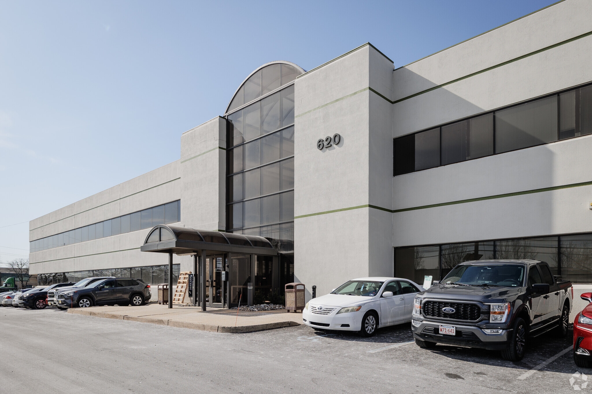 620 Division St, Elizabeth, NJ for lease Primary Photo- Image 1 of 7