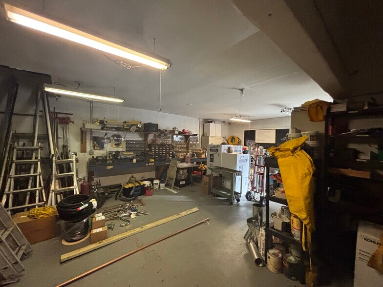 523 Columbus Ave, Trenton, NJ à vendre - Photo du bâtiment - Image 3 de 4