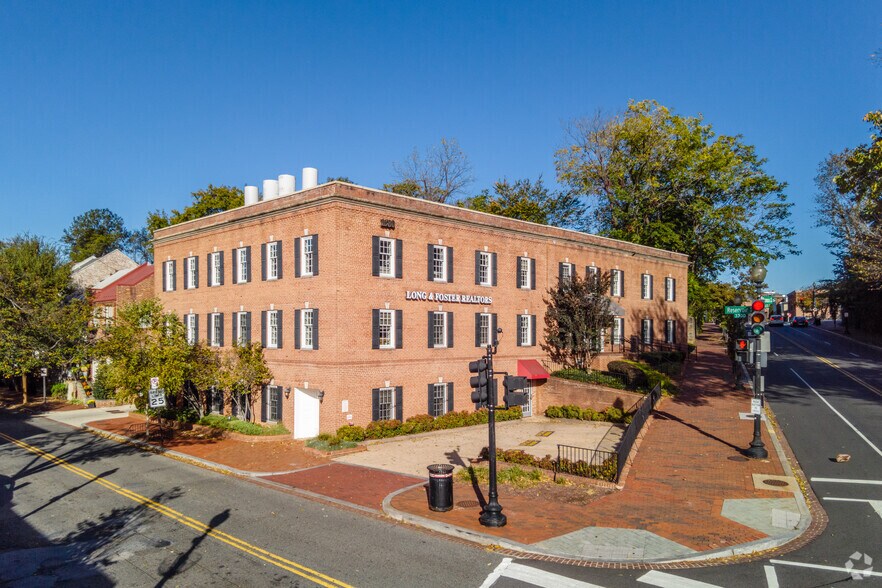 1680 Wisconsin Ave NW, Washington, DC for sale - Building Photo - Image 2 of 10