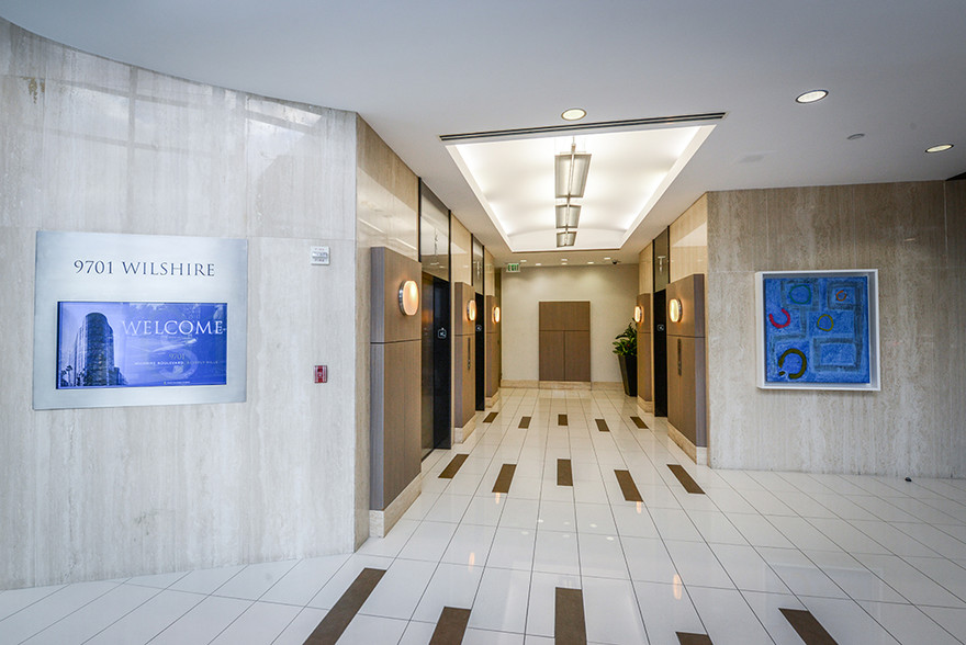 9701 Wilshire Blvd, Beverly Hills, CA for lease - Lobby - Image 3 of 4