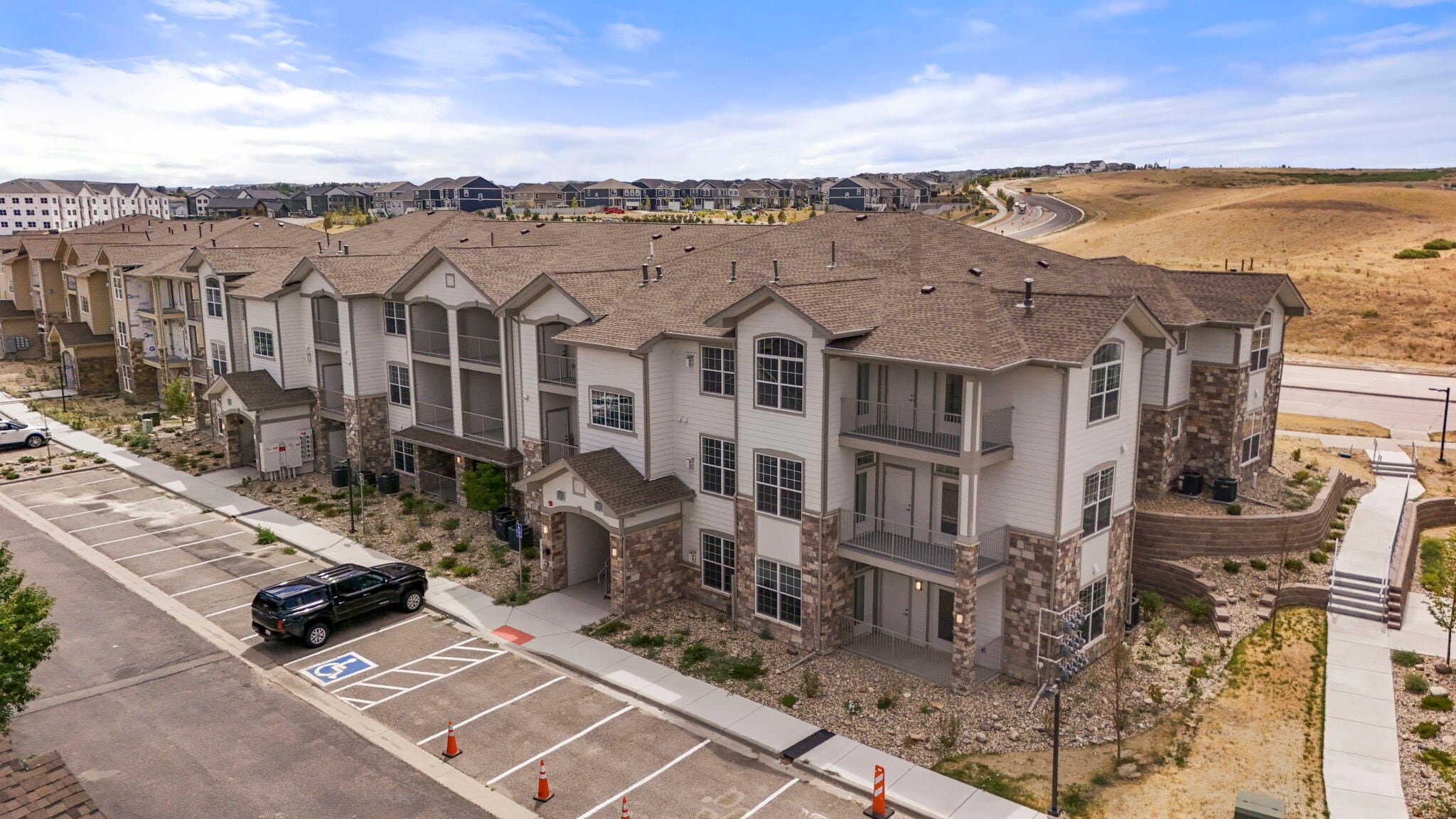 18607 Stroh Rd, Parker, CO for sale Primary Photo- Image 1 of 26