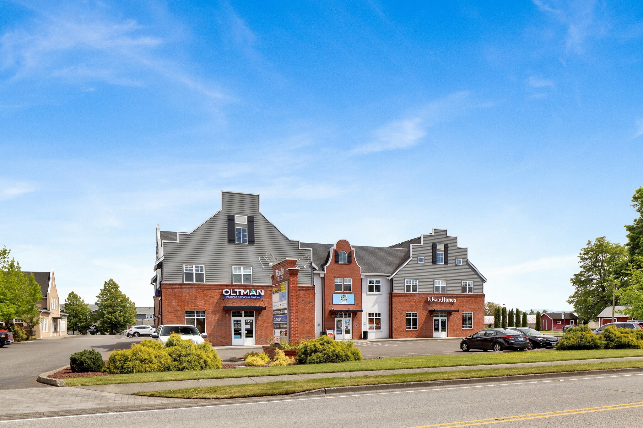 8850 Bender Rd, Lynden, WA for lease Building Photo- Image 1 of 4
