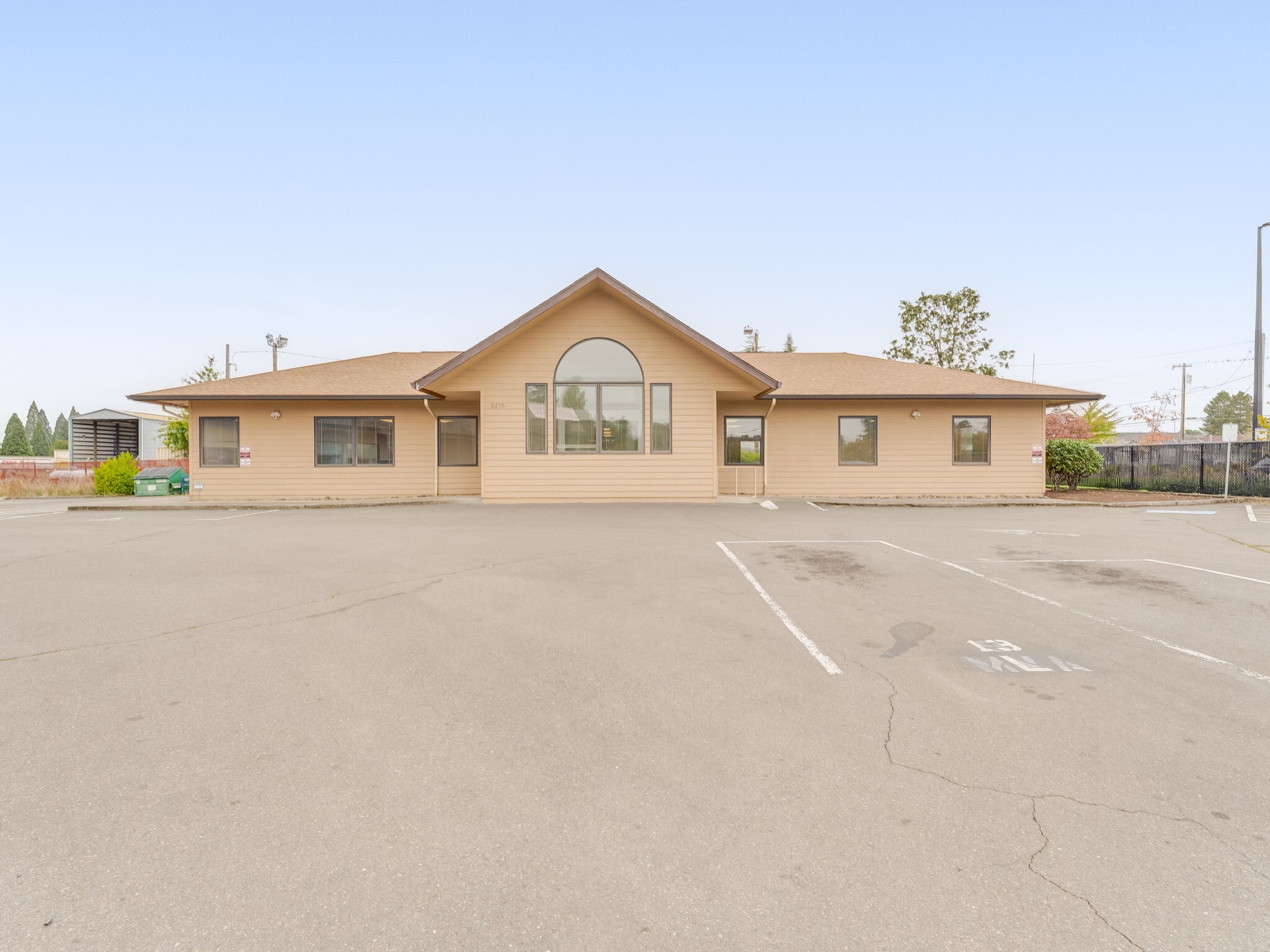 2275 NE McDaniel Ln, Mcminnville, OR for lease Primary Photo- Image 1 of 46