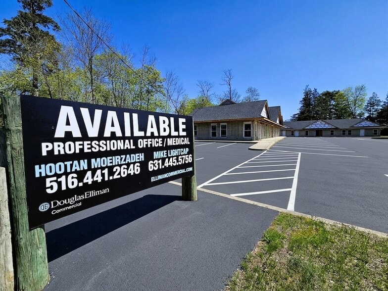 359 Route 111, Smithtown, NY for lease - Building Photo - Image 2 of 18